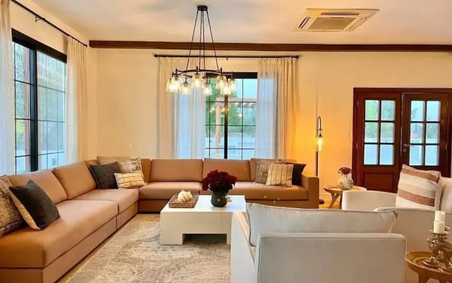 Al Junaidi Farm by Bridge Retreats