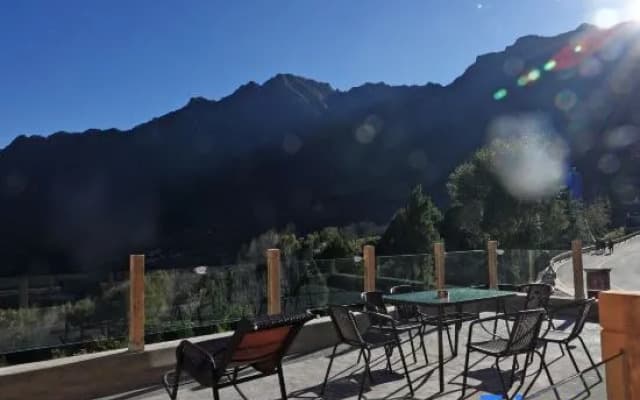 Danba Yunting Time Inn (Jiaju Village No. 5 Observation Deck Store)