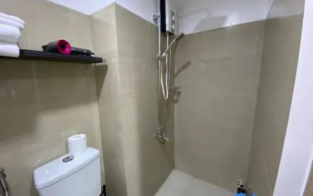 Shore - Spacious Room with Balcony 52D