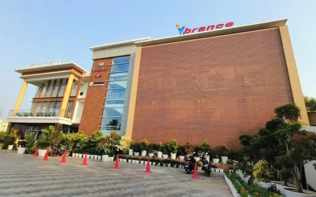 Vbrance - Luxury Boutique Hotel