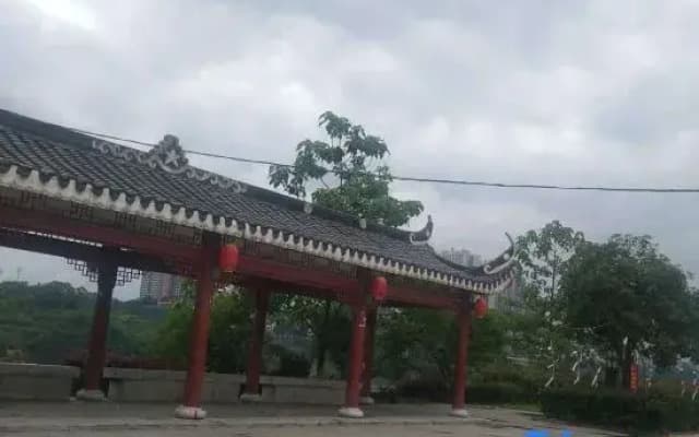 Xinhua Dongcheng Hotel