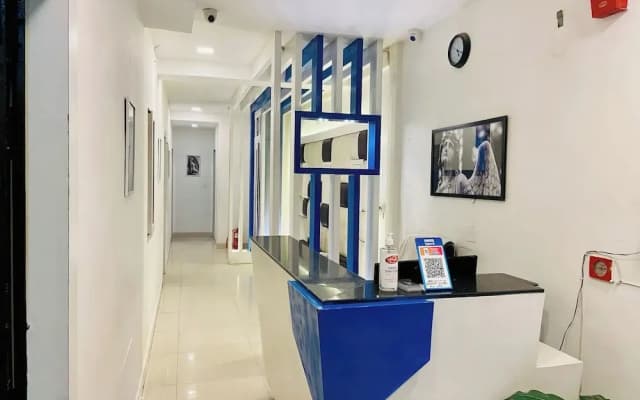 Hotel November, At Zirakpur Bus Stand