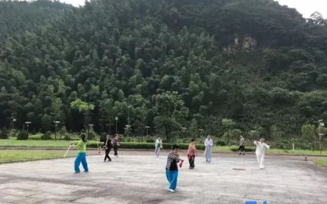 Jinggangshan jinxuanhui Inn
