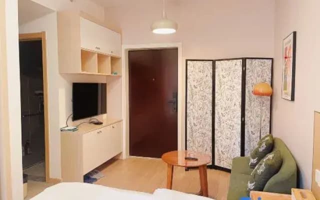 Guanhai Qingqi Homestay (Qionghai 17 Degrees)