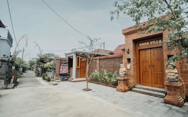Maha Villa Kelating