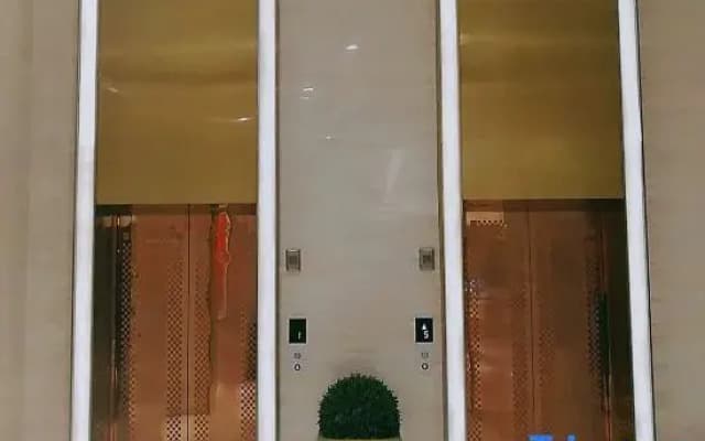 JI Hotel (Mount Emei Buddha Temple Emei Railway Station)
