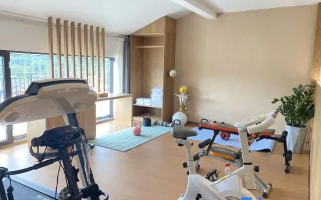 Yunshang Jianli Homestay (Libo Xiaoqikong Scenic Area East Gate Ticket Hall)