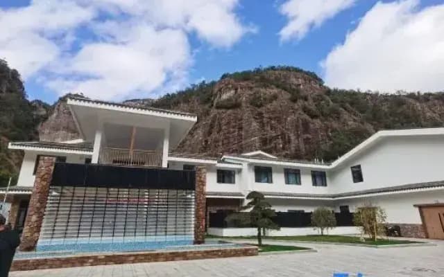 Wenzhou Yandang Mountain Lingqiu Hotel