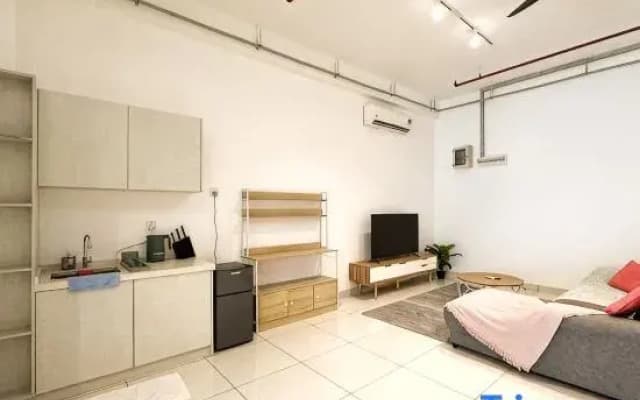 KL35 Studio @ 3 Towers/Jln Ampang (3pax)