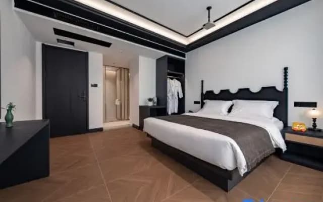 Youjian · Old Factory Boutique Stay (Taoxichuan Cultural and Creative Street)