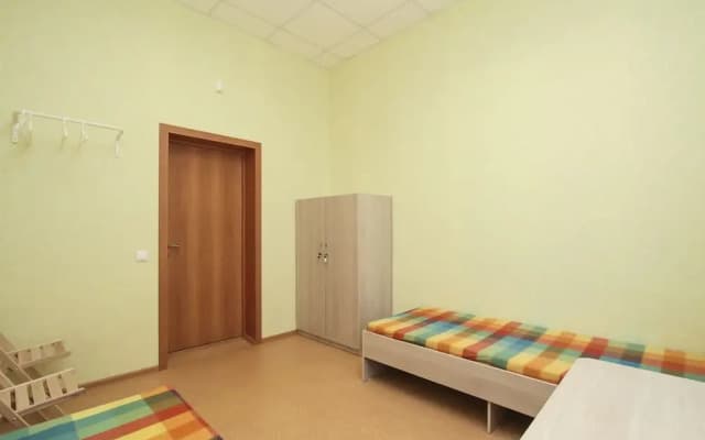 Adres Hostel