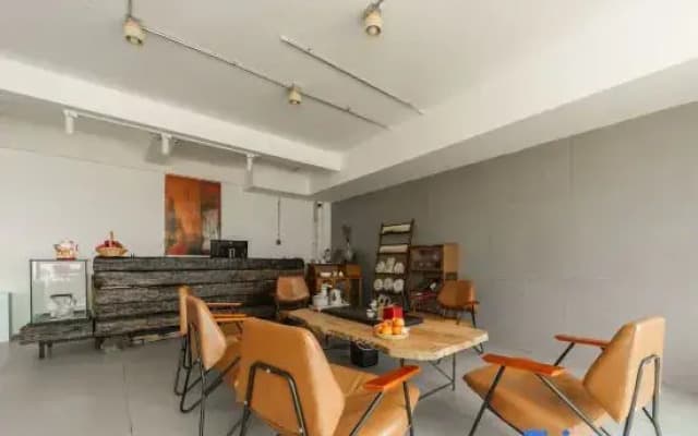 The Second Power of Poetry · Poem ² | Designer of Endless Swimming Pool, Sea View Resort Homestay