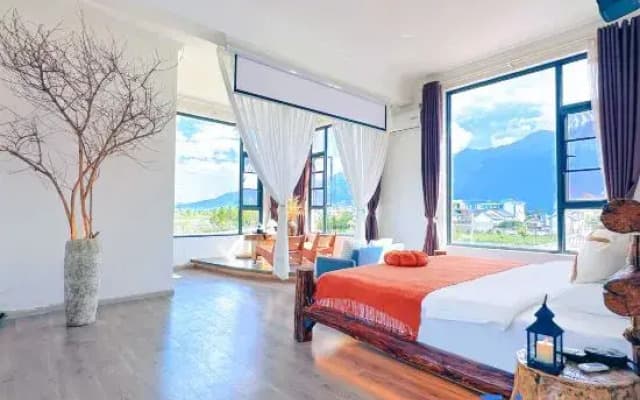 Dali Zuoshe Courtyard Homestay