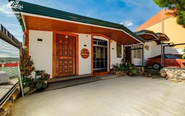 Family World Cabin House