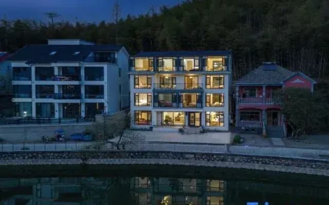 Linxi Lakeside Homestay (Yunshang Grassland)