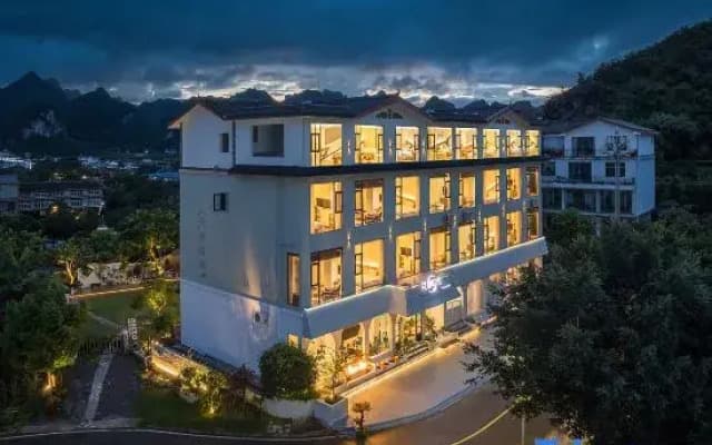 Wanfenglin Huayang Shiguang Homestay