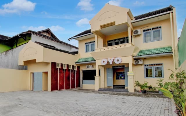 OYO 95136 Jec Plumbon Homestay Syariah