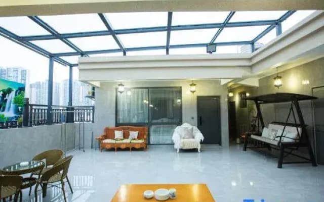 Panzhou Red Guolongdu Hotel