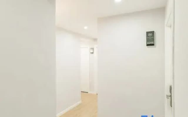 Sweet Time Chongqing Light Luxury Audio-Visual Art Homestay Jiefangbei • Hongyadong