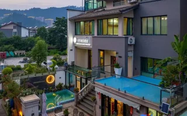 Anji Bamboo Sheng Jinse B&B