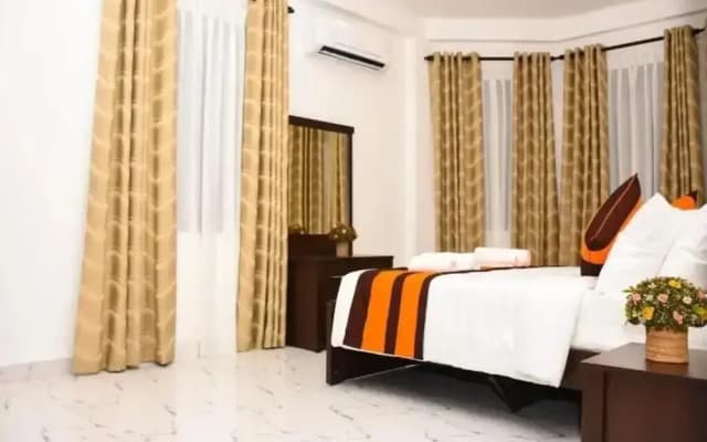 Mamma Raji Hotel