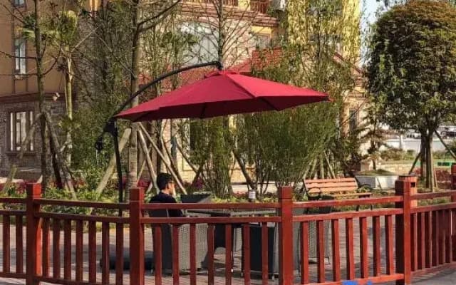 Lin yue yun Garden Hotel