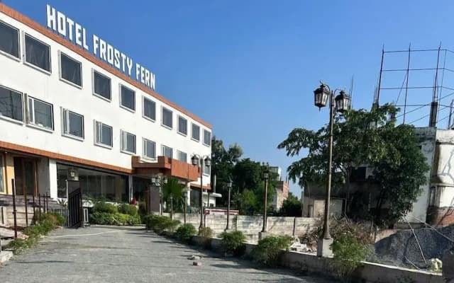 Frosty Fern Hotel & Resort