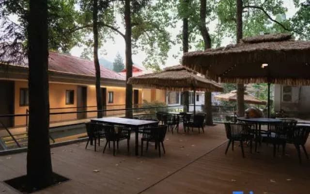 Lushan Mountain Lodge Villa (Lushan Scenic Area Hanpokou)