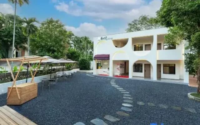 Heyue Homestay (Sanya Nanshan Temple Nanshan North Station)