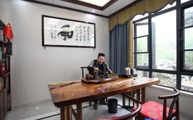 Anji Yunshang Prairie Chidouyang Homestay (Panda Tribe Park)