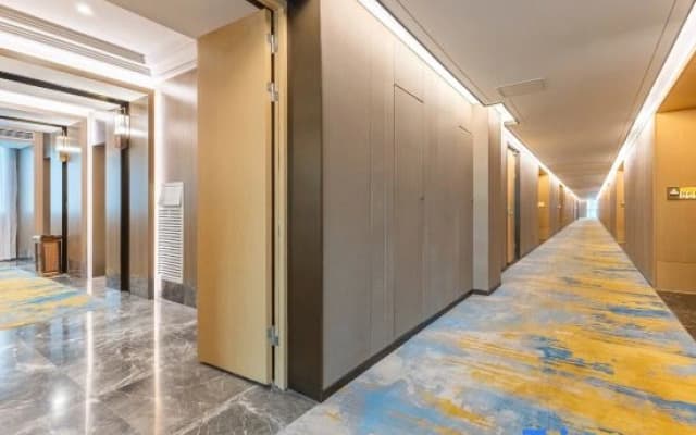 Rong Jiang Hui Yur Hotel