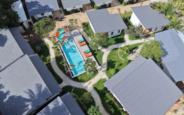 Rock & Lune Boutique Villas