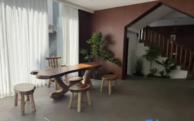 Yinxin Heyuan Hotel (Xie'e Ancient Town)