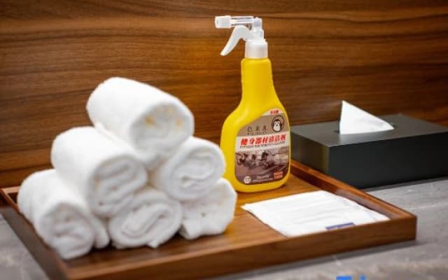 Madison Hotel (East Square Zhengzhou East Railway Station)