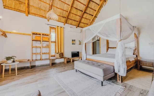 Zaria Garden Bungalow