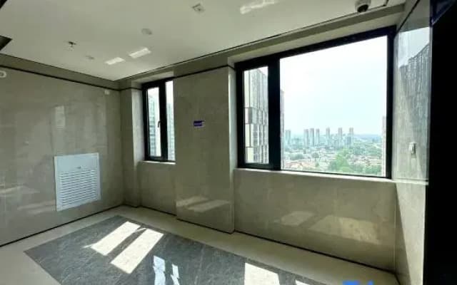 Zhimei·Lingju Hotel (ZhuMadian GaoTieXiZhan JianYe Plaza)