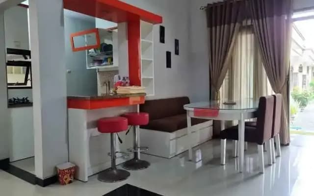 Vila Kebon Tebu