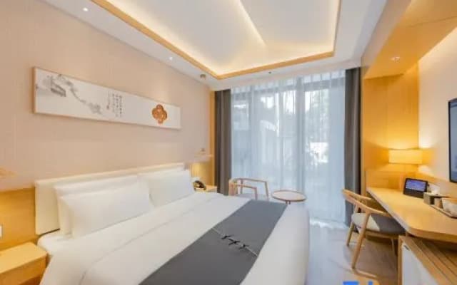 Geometry Movie Hotel (Minjiang University Fuzhou Vocational and Technical College)