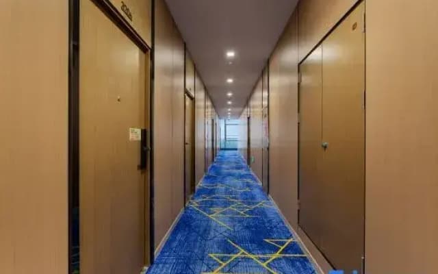 Meiduo Hotel (Nanchang West Railway Station National Sports Center Subway Station)
