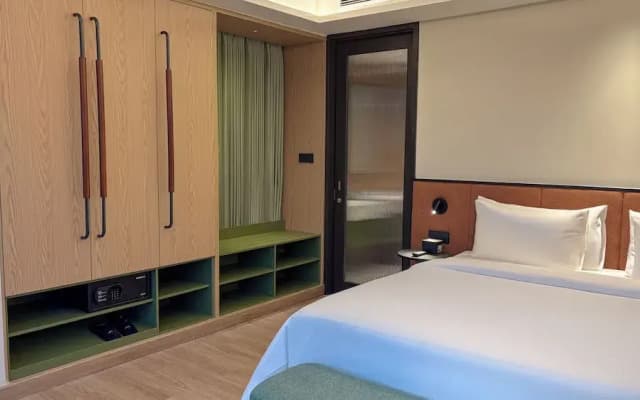ARTOTEL Living World Grand Wisata Bekasi
