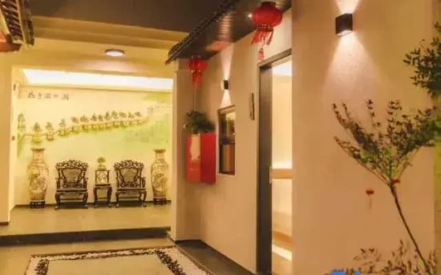 Wang's Home stay (Guangjiqiao Branch, memorial archway Street, Chaozhou Ancient City)