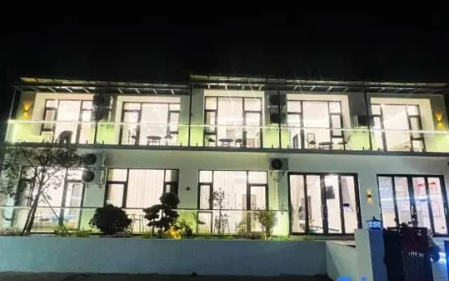 Dali Qianning Seaview Homestay