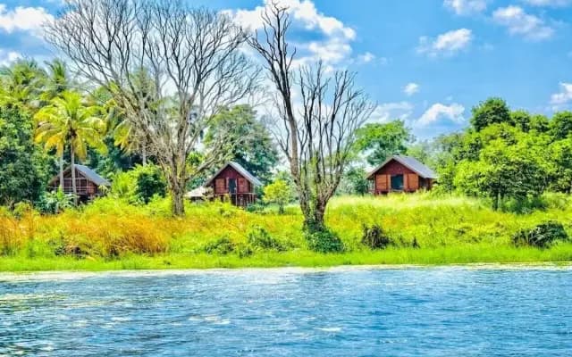 Kolla Watersong Eco Cabana resort