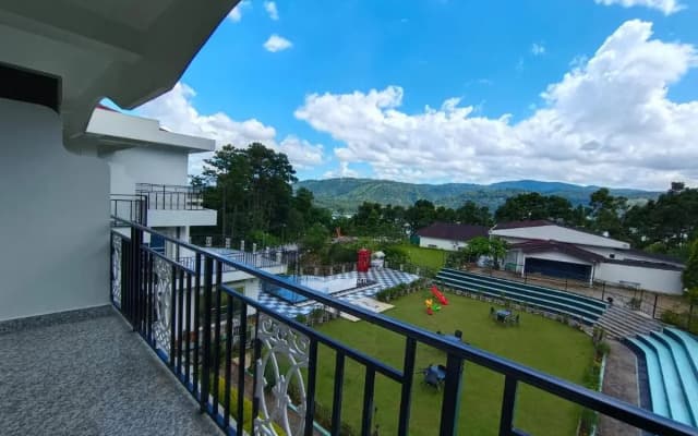 La Nicholas - Lake View ( By Summit Hotels)