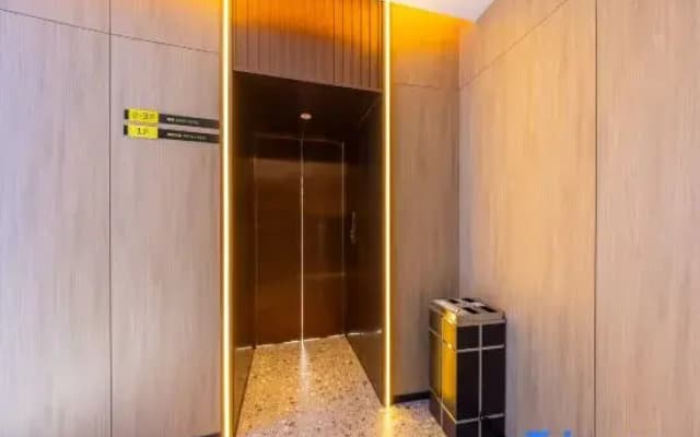IU Hotel (Hengchang Garden, Jinchang Huijin Fortune Plaza)