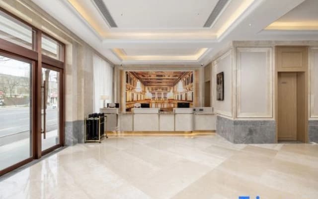 Vienna Hotel (Dingxi Railway Station Branch)