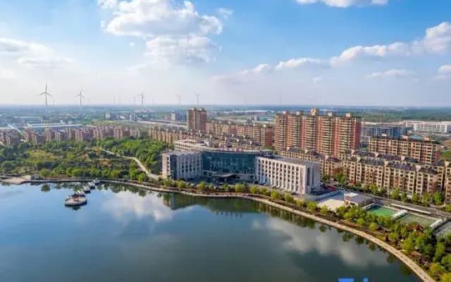 Xiangyun International Hotel (Dezhou Qingyun Beihai Park)