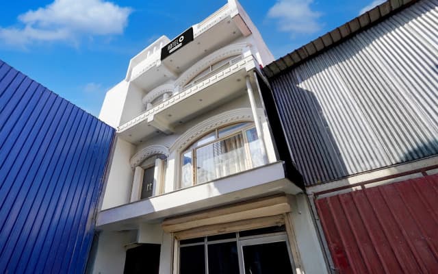 Hotel O Dehradun Railway Station Formerly Vista Express Homestay