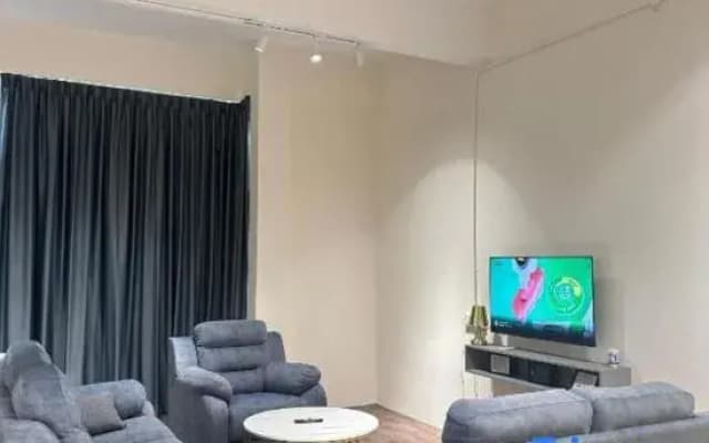 Leo66 Guest House