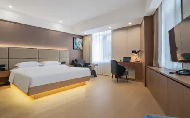 Xierlai Hotel (Ya'an Tianquan 318 National Highway)